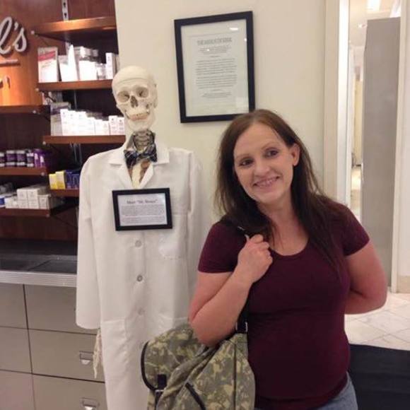 Meet your Posher, Becky - Picture 1 of 1